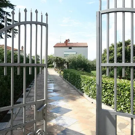 Apartments Bella Vista Umag Exterior foto