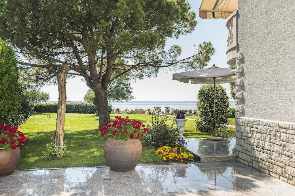 Bella Vista